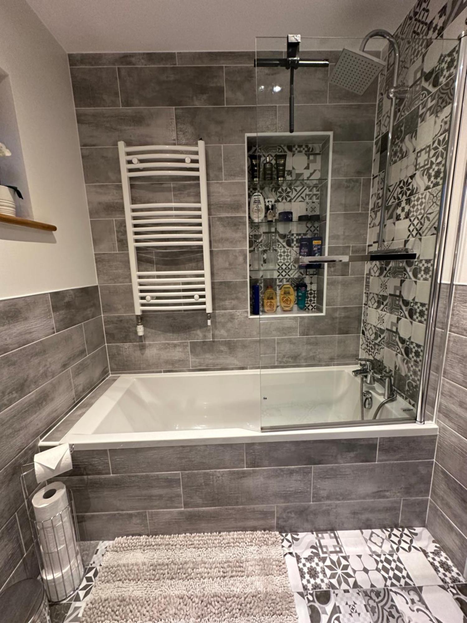 Blush Jungle - Homestay Dublin Eksteriør bilde